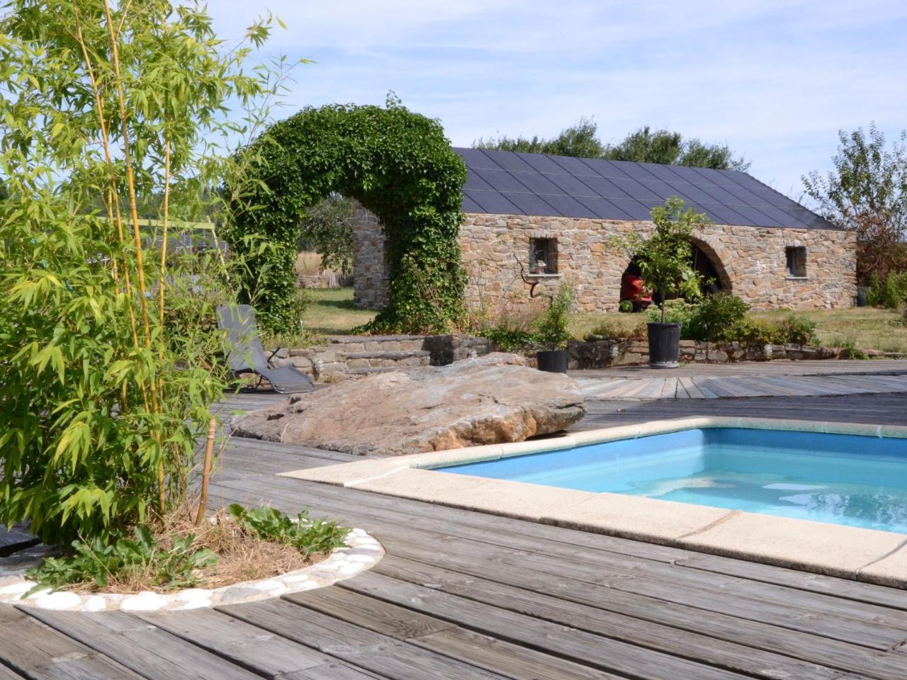 Gorgeous Holiday Home In Stoumont With Garden Exterior photo